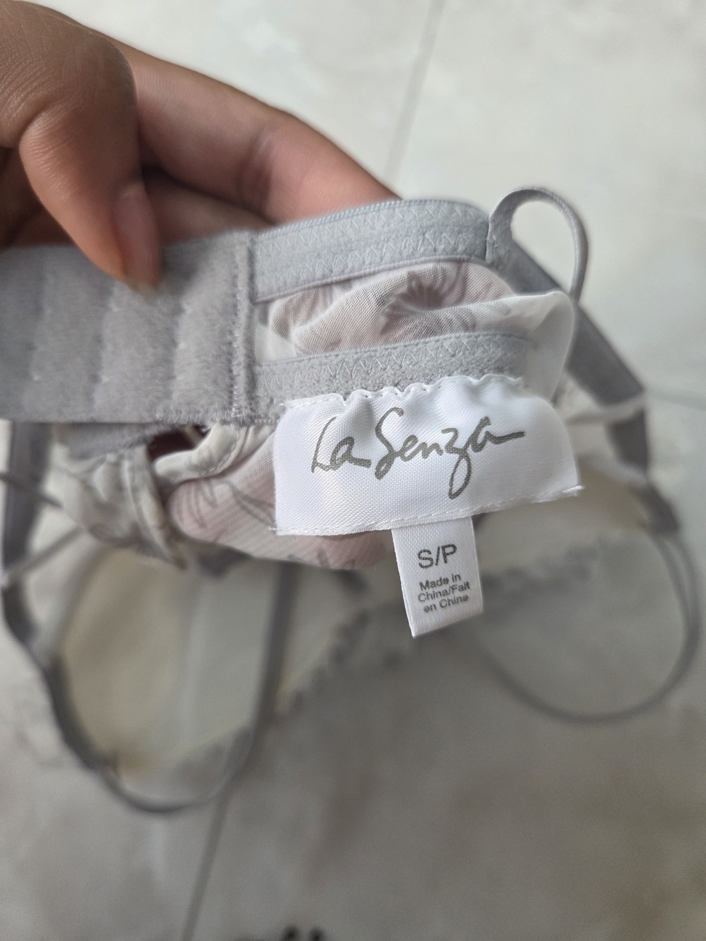 La SENZA White Floral Lace-Trim Chemise - Picture 5 of 5